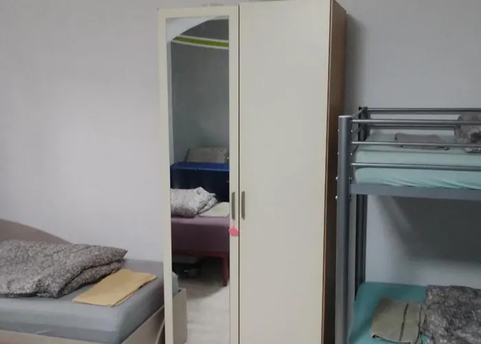 Antonia Vandrarhem Timişoara